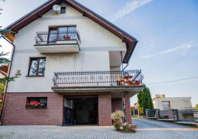 Mira - Mira pokoje z widokiem na jezioro Chmielno